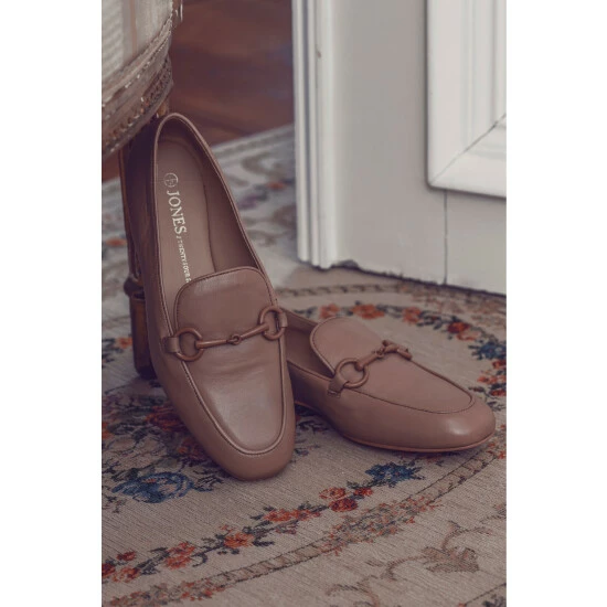unnamed-file-202.jpg Jones Bootmaker Mara Nude Leather Ladies Loafers -Jones Bootmaker shop unnamed file 202